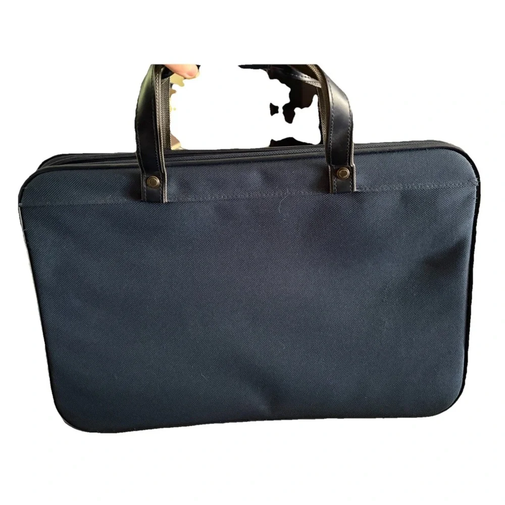 1990s Samsonite Blue soft-sided bi-fold garment travel bag 23
